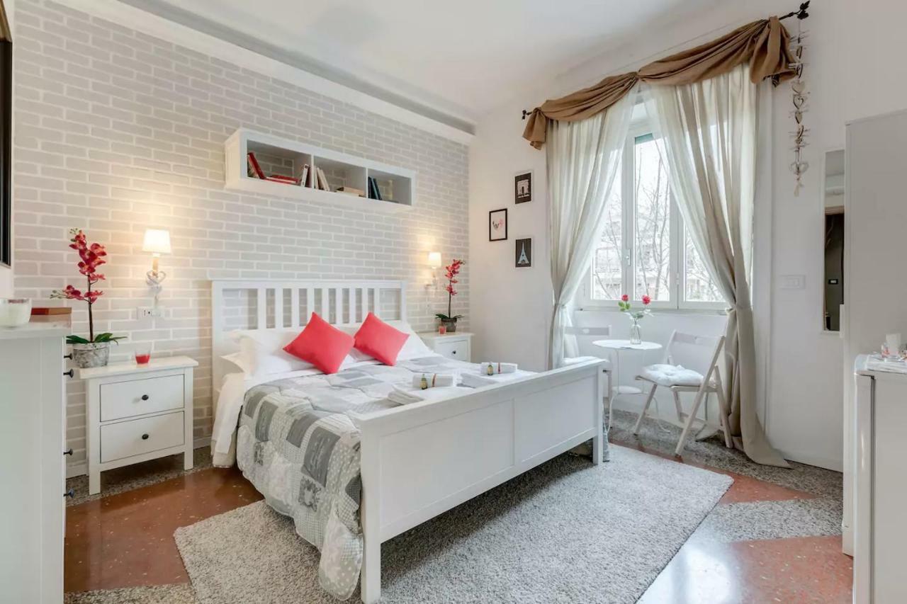 Moonlight Inn Guesthouse Рим Екстер'єр фото